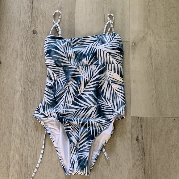 NWT Splendid Stormy Story Lace Up One-Piece Swimsuit tropical print blue white L - Picture 7 of 11
